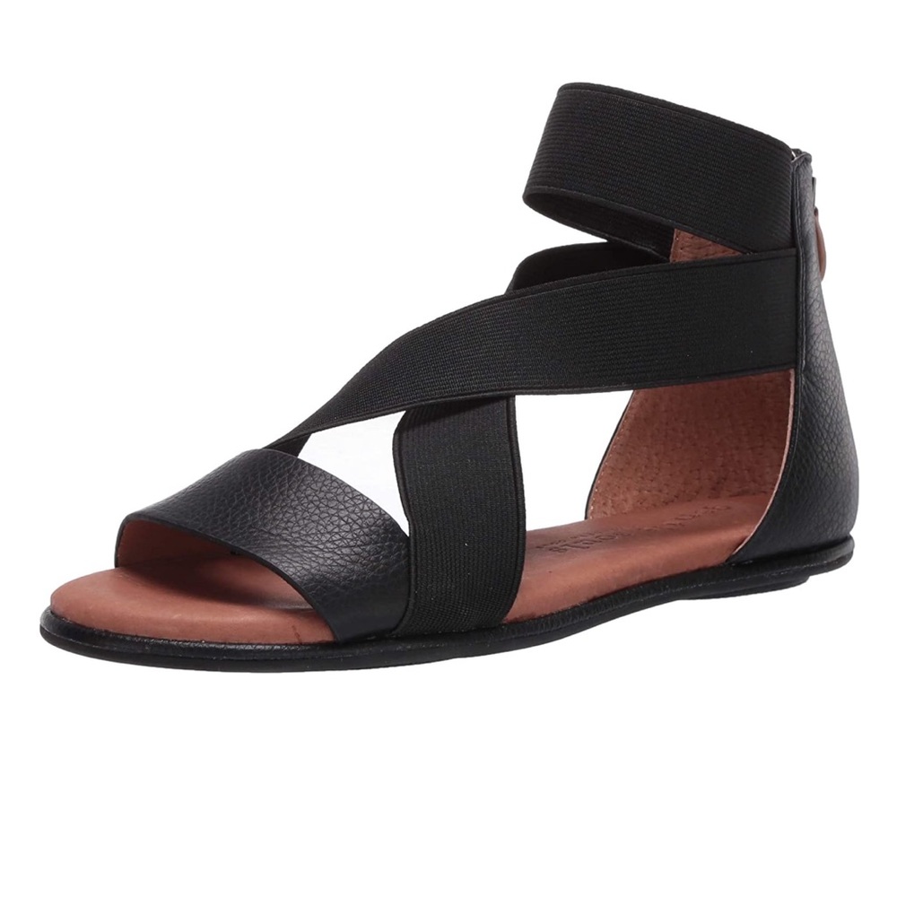 Kenneth Cole Gentle Souls Women’s Break Elastic Sandals in Black